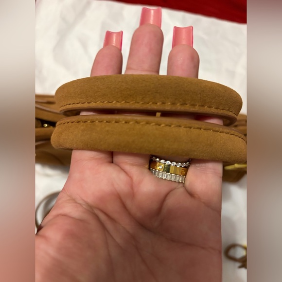 Fashion Tan Leather Bonnie Hand/Shoulder Satchel - Picture 3 of 16